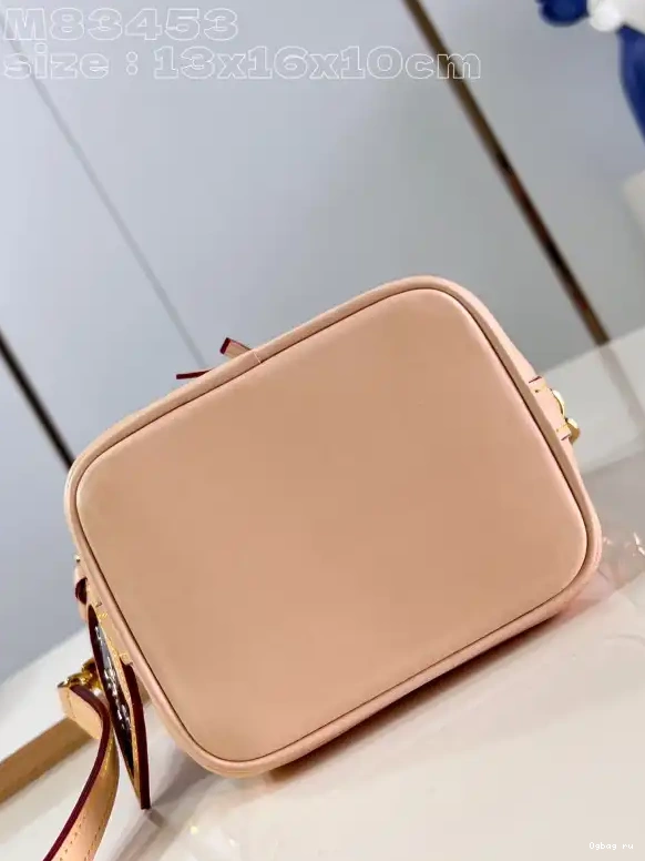 NOÉ-13*16*10cm LOUIS VUITTON NANO 0706